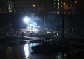 Feuer auf Yacht Motorraum Koeln Rheinau Hafen P07